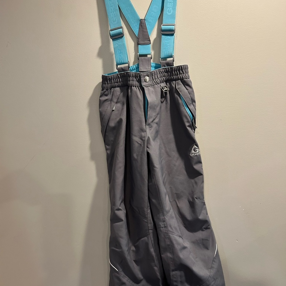 SOLD - Youth Gerry snow pants. Like new, size 7/8